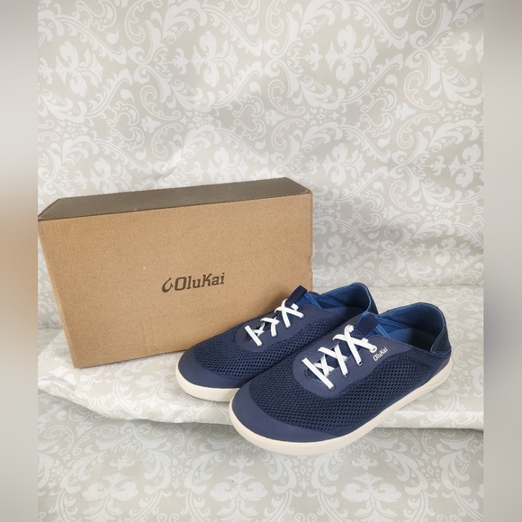 NIB Olukai 'Miku Pae' Men's Blue Sneakers - Picture 1 of 9